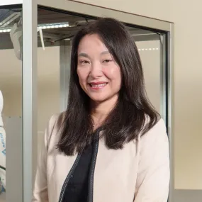 Ms. Lisa Kao