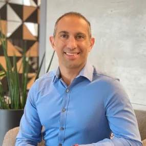 Dr. Roy Pinhassi